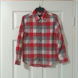 Pre-owner  - gap kid - button down plaid long sleeve size medium ( 8 - 9 )  boys